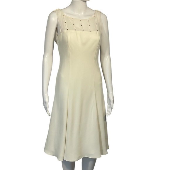 Evan Picone Petite 10P Ivory Sleeveless Rhinestone Chiffon Crepe Cocktail Dress - Picture 1 of 9